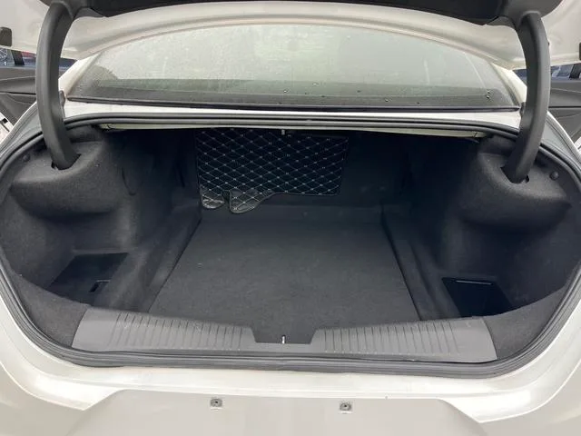 Cadillac CT4 2023 25T Fashionable Type interior photo 17 Cadillac CT4 2023 25T Fashionable Type interior photo 17