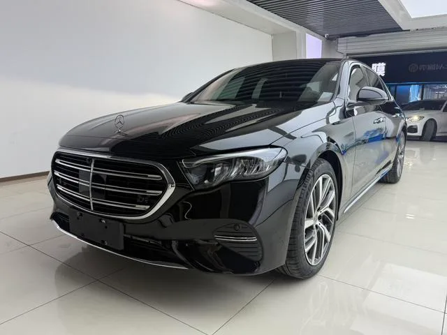 Mercedes-Benz E-Class 2024 Restyling E 300 L Fashionable Passenger car exterior photo 1 Mercedes-Benz E-Class 2024 Restyling E 300 L Fashionable Passenger car exterior photo 1