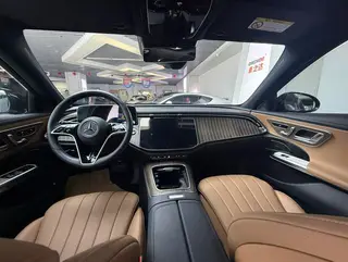 Mercedes-Benz E-Class 2024 Restyling E 300 L Fashionable Passenger car exterior photo 4 Mercedes-Benz E-Class 2024 Restyling E 300 L Fashionable Passenger car exterior photo 4