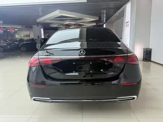 Mercedes-Benz E-Class 2024 Restyling E 300 L Fashionable Passenger car interior photo 12 Mercedes-Benz E-Class 2024 Restyling E 300 L Fashionable Passenger car interior photo 12