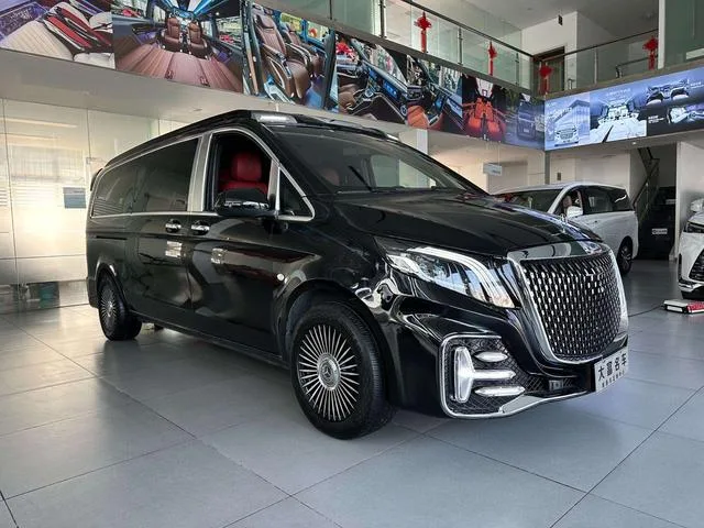 Mercedes-Benz Vito 2023 2.0T Edición de negocios 7 Asiento exterior foto 3 Mercedes-Benz Vito 2023 2.0T Edición de negocios 7 Asiento exterior foto 3