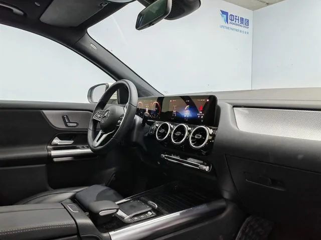 Mercedes-Benz GLA 2023 Reforma GLA 200 interior foto 15 Mercedes-Benz GLA 2023 Reforma GLA 200 interior foto 15