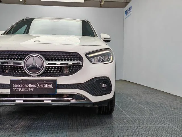 Mercedes-Benz GLA 2023 Reforma GLA 200 interior foto 18 Mercedes-Benz GLA 2023 Reforma GLA 200 interior foto 18