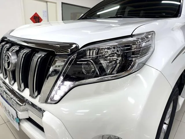 Toyota Prado 2010 4.0L Automatique TX-L extérieur photo 7 Toyota Prado 2010 4.0L Automatique TX-L extérieur photo 7