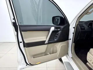 Toyota Prado 2010 4.0L Automatique TX-L extérieur photo 9 Toyota Prado 2010 4.0L Automatique TX-L extérieur photo 9