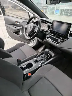 Toyota Levin 2022 185T CVT Versión de tecnología interior foto 11