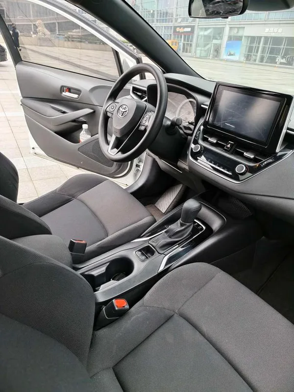 Toyota Levin 2022 185T CVT Versión de tecnología interior foto 11