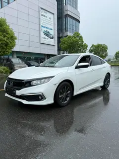 Honda Civic 2019 220TURBO CVT Version dynamique État VI