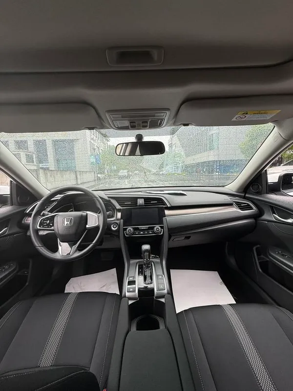 Honda Civic 2019 220TURBO CVT Dynamic Edition Country VI interior photo 9