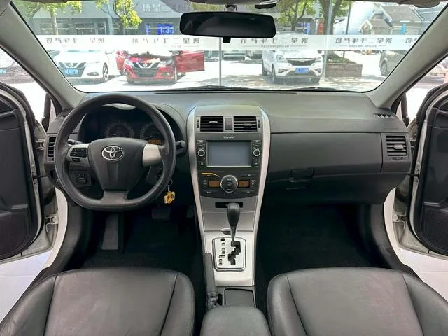 Toyota Corolla 2013 Special Edition 1.6L Auto to Cool GL exterior photo 5 Toyota Corolla 2013 Special Edition 1.6L Auto to Cool GL exterior photo 5