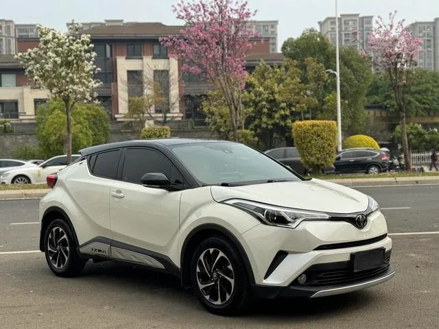 Toyota IZOA 2018 2.0L Versión Yichi País V exterior foto 3 Toyota IZOA 2018 2.0L Versión Yichi País V exterior foto 3