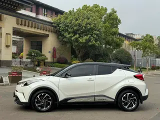 Toyota IZOA 2018 2.0L Versión Yichi País V interior foto 14 Toyota IZOA 2018 2.0L Versión Yichi País V interior foto 14
