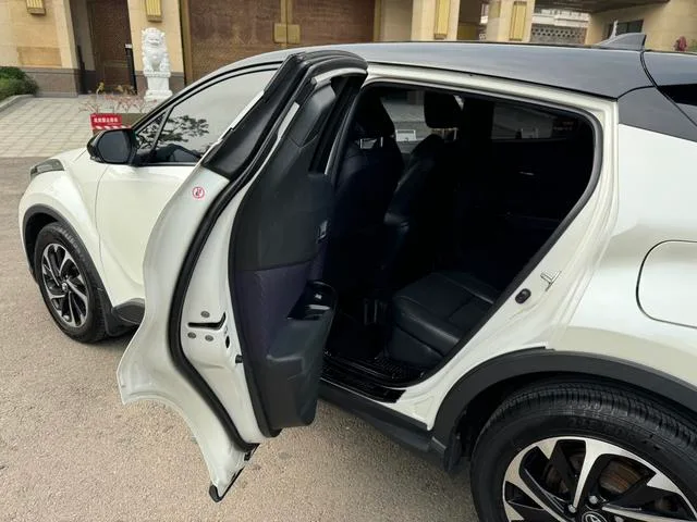 Toyota IZOA 2018 2.0L Versión Yichi País V interior foto 20 Toyota IZOA 2018 2.0L Versión Yichi País V interior foto 20