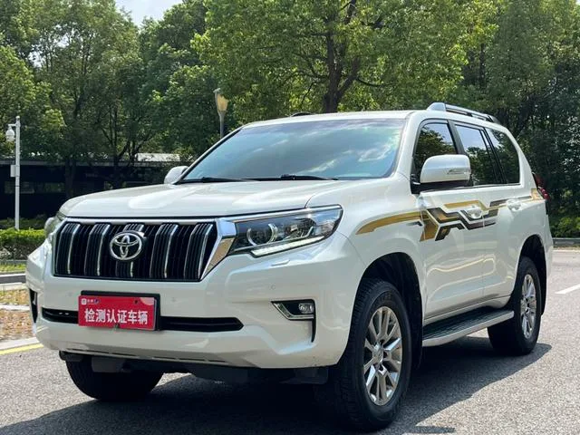 Toyota Prado 2018 3.5L Automatic TX-L Rear spare wheel exterior photo 1 Toyota Prado 2018 3.5L Automatic TX-L Rear spare wheel exterior photo 1