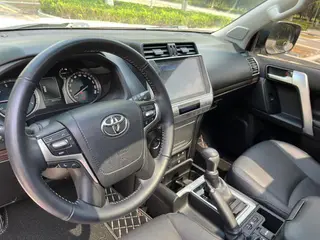 Toyota Prado 2018 3.5L Automatic TX-L Rear spare wheel exterior photo 4 Toyota Prado 2018 3.5L Automatic TX-L Rear spare wheel exterior photo 4