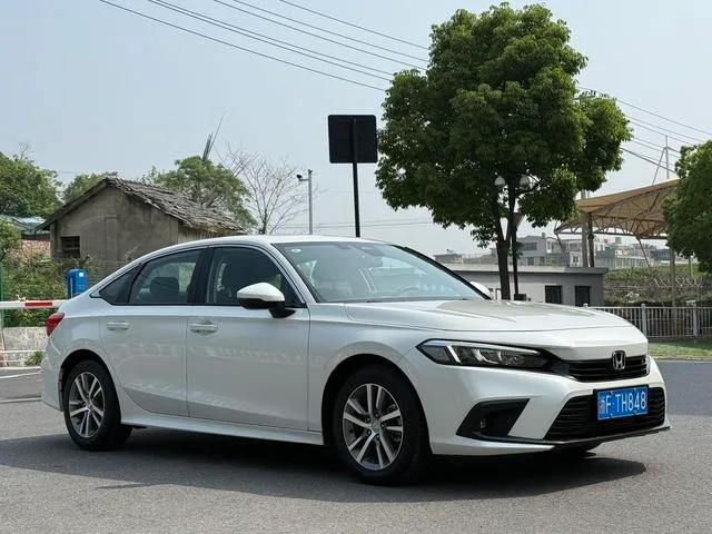 Honda Civic 2022 240TURBO CVT Dynamic Edition exterior photo 3 Honda Civic 2022 240TURBO CVT Dynamic Edition exterior photo 3