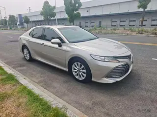 Toyota Camry 2018 2.0G Edición de lujo exterior foto 2