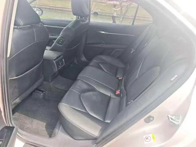 Toyota Camry 2018 2.0G Edición de lujo interior foto 14