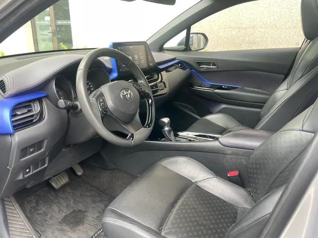 Toyota IZOA 2020 2.0L Version Yichi intérieur photo 15 Toyota IZOA 2020 2.0L Version Yichi intérieur photo 15