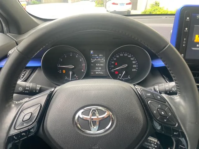 Toyota IZOA 2020 2.0L Version Yichi intérieur photo 19 Toyota IZOA 2020 2.0L Version Yichi intérieur photo 19