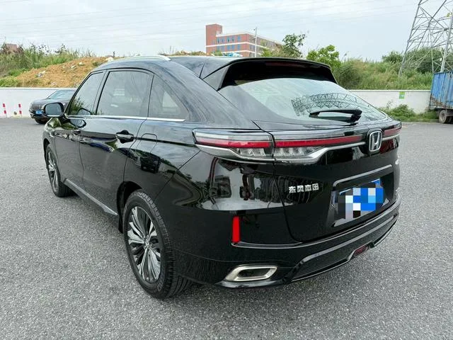 Honda UR-V 2020 370TURBO Versión Zunya con tracción en dos ruedas exterior foto 4 Honda UR-V 2020 370TURBO Versión Zunya con tracción en dos ruedas exterior foto 4