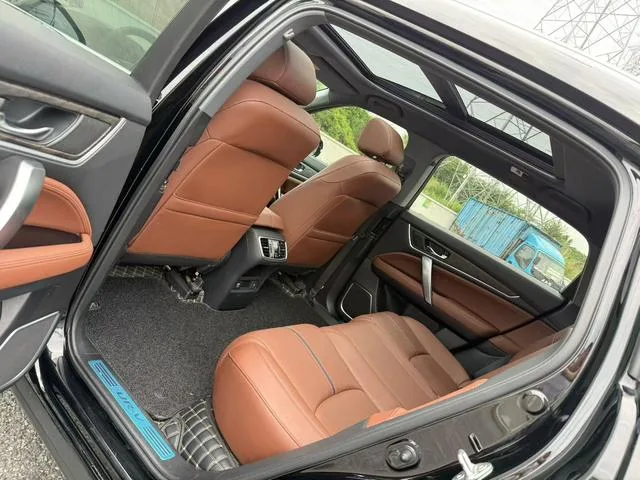 Honda UR-V 2020 370TURBO Versión Zunya con tracción en dos ruedas interior foto 9 Honda UR-V 2020 370TURBO Versión Zunya con tracción en dos ruedas interior foto 9