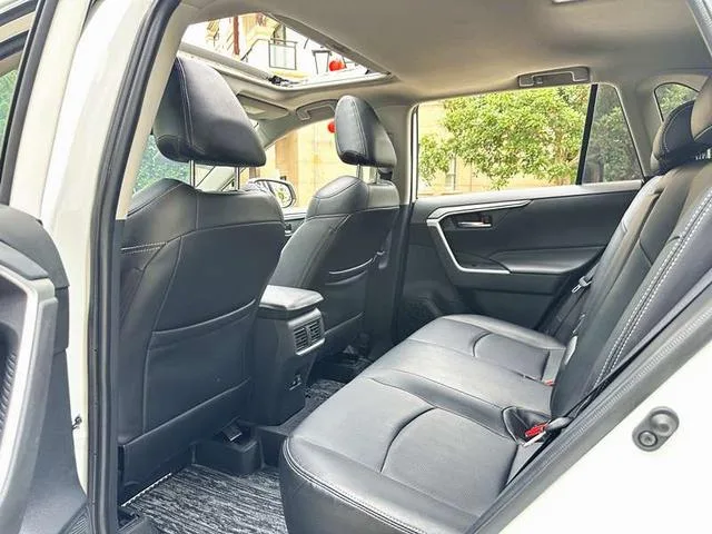 Toyota RAV4 2021 2.0L CVT Mode à deux roues motrices Plus Version extérieur photo 10