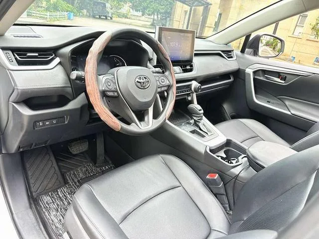 Toyota RAV4 2021 2.0L CVT Mode à deux roues motrices Plus Version intérieur photo 12