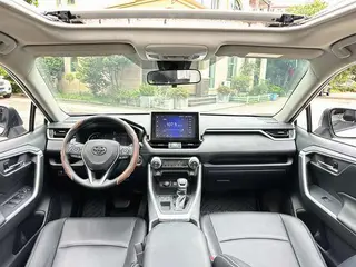 Toyota RAV4 2021 2.0L CVT Mode à deux roues motrices Plus Version intérieur photo 16