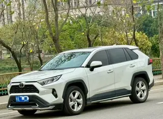 Toyota RAV4 2021 2.0L CVT Moda de tracción en dos ruedas Plus Edición