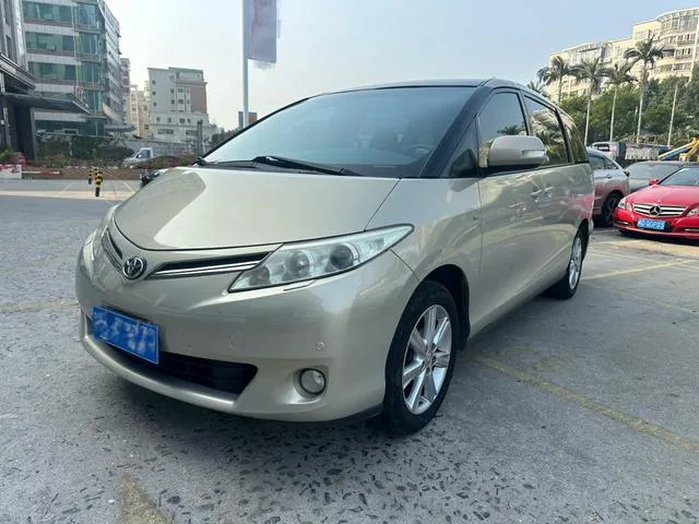 Toyota Previa 2012 2.4L 7 Édition de luxe du siège extérieur photo 1 Toyota Previa 2012 2.4L 7 Édition de luxe du siège extérieur photo 1