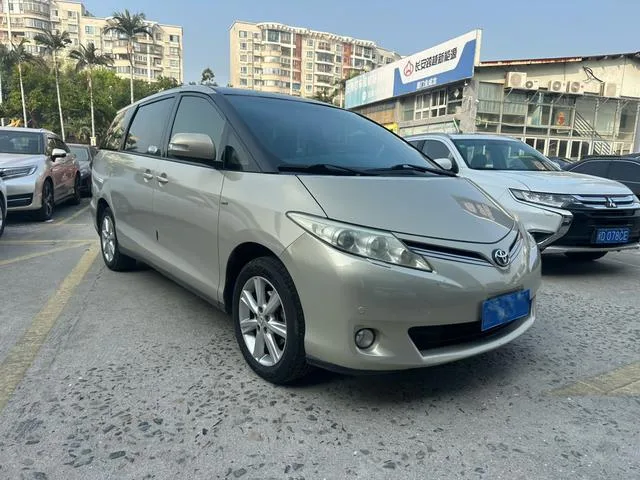 Toyota Previa 2012 2.4L 7 Édition de luxe du siège extérieur photo 3 Toyota Previa 2012 2.4L 7 Édition de luxe du siège extérieur photo 3