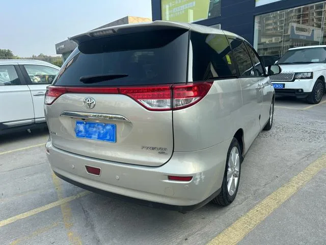 Toyota Previa 2012 2.4L 7 Édition de luxe du siège extérieur photo 7 Toyota Previa 2012 2.4L 7 Édition de luxe du siège extérieur photo 7