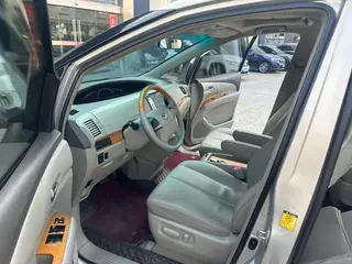 Toyota Previa 2012 2.4L 7 Édition de luxe du siège intérieur photo 9 Toyota Previa 2012 2.4L 7 Édition de luxe du siège intérieur photo 9