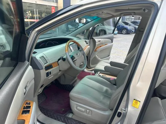 Toyota Previa 2012 2.4L 7 Édition de luxe du siège intérieur photo 9 Toyota Previa 2012 2.4L 7 Édition de luxe du siège intérieur photo 9