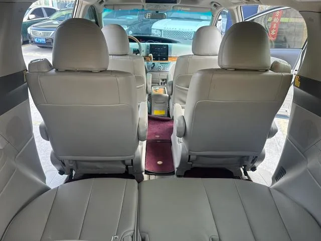 Toyota Previa 2012 2.4L 7 Édition de luxe du siège intérieur photo 12 Toyota Previa 2012 2.4L 7 Édition de luxe du siège intérieur photo 12