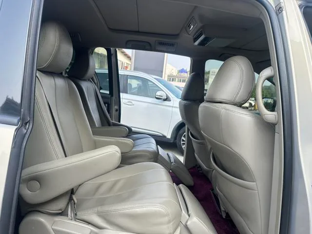 Toyota Previa 2012 2.4L 7 Édition de luxe du siège intérieur photo 14 Toyota Previa 2012 2.4L 7 Édition de luxe du siège intérieur photo 14