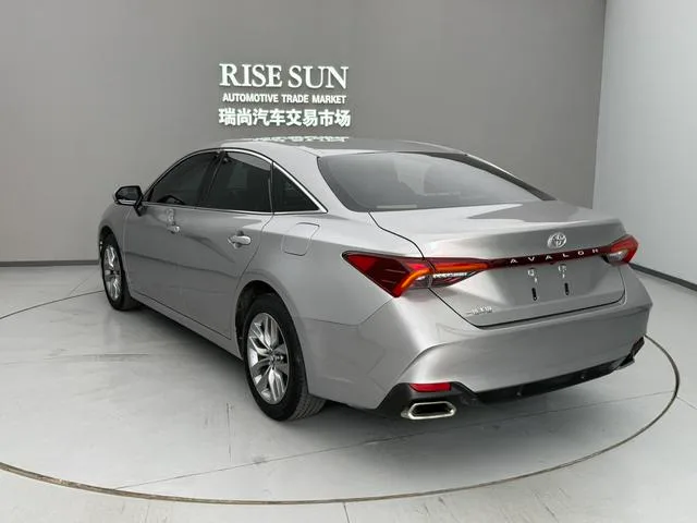 Toyota Avalon 2019 2.0L Edición de lujo País VI exterior foto 2 Toyota Avalon 2019 2.0L Edición de lujo País VI exterior foto 2