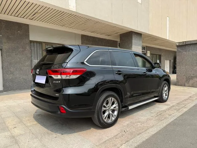Toyota Highlander 2021 2.0T 4WD Elite Edition 7 Asiento exterior foto 8 Toyota Highlander 2021 2.0T 4WD Elite Edition 7 Asiento exterior foto 8