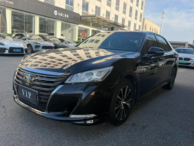Toyota Crown 2018 2.0T Version mode extérieur photo 1 Toyota Crown 2018 2.0T Version mode extérieur photo 1