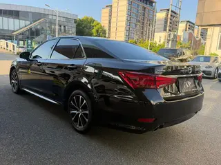 Toyota Crown 2018 2.0T Version mode extérieur photo 3 Toyota Crown 2018 2.0T Version mode extérieur photo 3