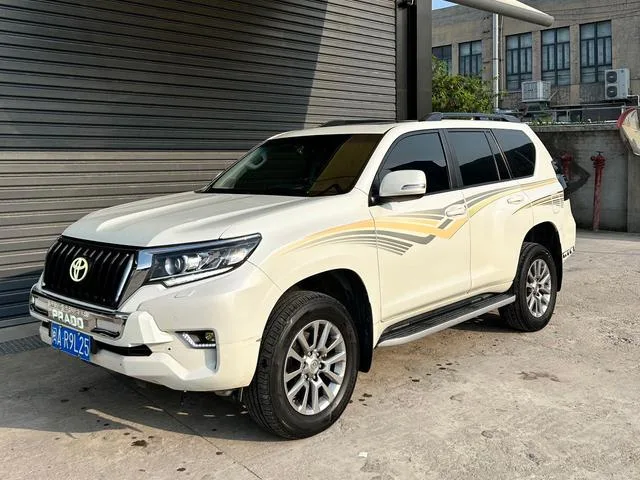Toyota Prado 2018 3.5L Automatic TX-L Rear spare wheel exterior photo 1 Toyota Prado 2018 3.5L Automatic TX-L Rear spare wheel exterior photo 1