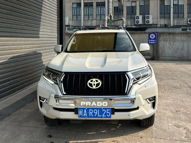Toyota Prado 2018 3.5L Automatic TX-L Rear spare wheel exterior photo 2 Toyota Prado 2018 3.5L Automatic TX-L Rear spare wheel exterior photo 2