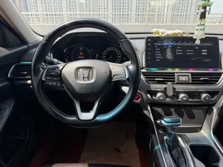 Honda Accord 2022 260TURBO Version de luxe intérieur photo 18 Honda Accord 2022 260TURBO Version de luxe intérieur photo 18