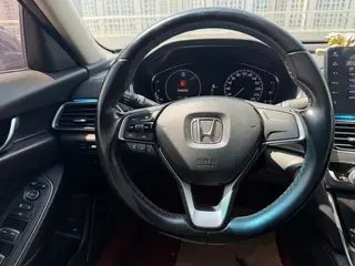 Honda Accord 2022 260TURBO Version de luxe intérieur photo 19 Honda Accord 2022 260TURBO Version de luxe intérieur photo 19