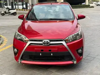 Toyota Yaris L 2015 1.5G Édition spéciale de toit ouvrant automatique extérieur photo 2 Toyota Yaris L 2015 1.5G Édition spéciale de toit ouvrant automatique extérieur photo 2