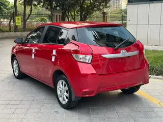Toyota Yaris L 2015 1.5G Édition spéciale de toit ouvrant automatique intérieur photo 6 Toyota Yaris L 2015 1.5G Édition spéciale de toit ouvrant automatique intérieur photo 6