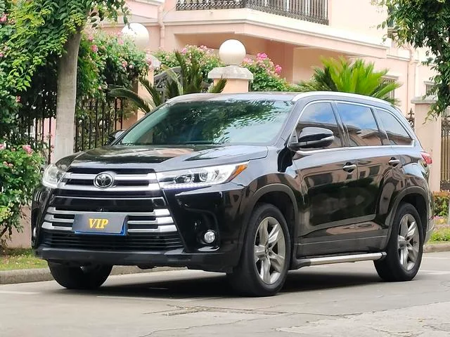 Toyota Highlander 2018 2.0T 4WD Premium Edition 7 Asiento País VI exterior foto 1 Toyota Highlander 2018 2.0T 4WD Premium Edition 7 Asiento País VI exterior foto 1