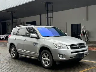 Toyota RAV4 2011 2.0L Automatic Classic Edition exterior photo 3