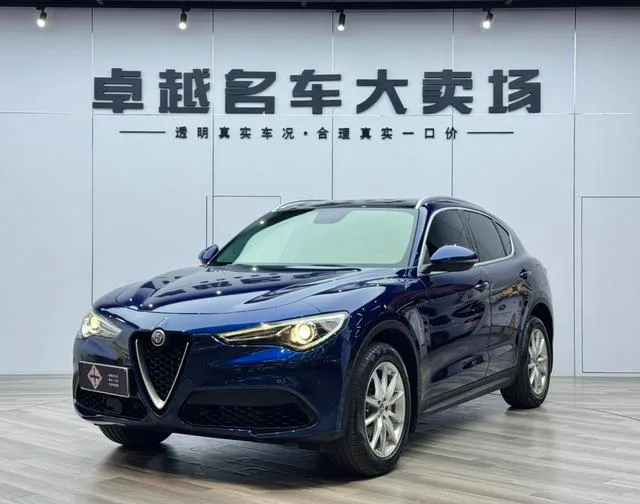 Alfa Romeo Stelvio 2017 2.0T 200HP Luxury Edition exterior photo 1 Alfa Romeo Stelvio 2017 2.0T 200HP Luxury Edition exterior photo 1
